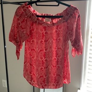 Like NEW Renee C Red/White Paisley Blouse